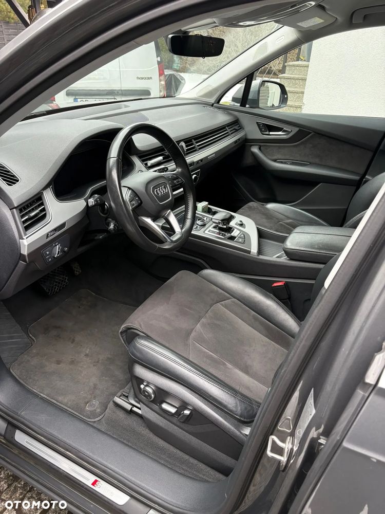 Audi Q7 - 6