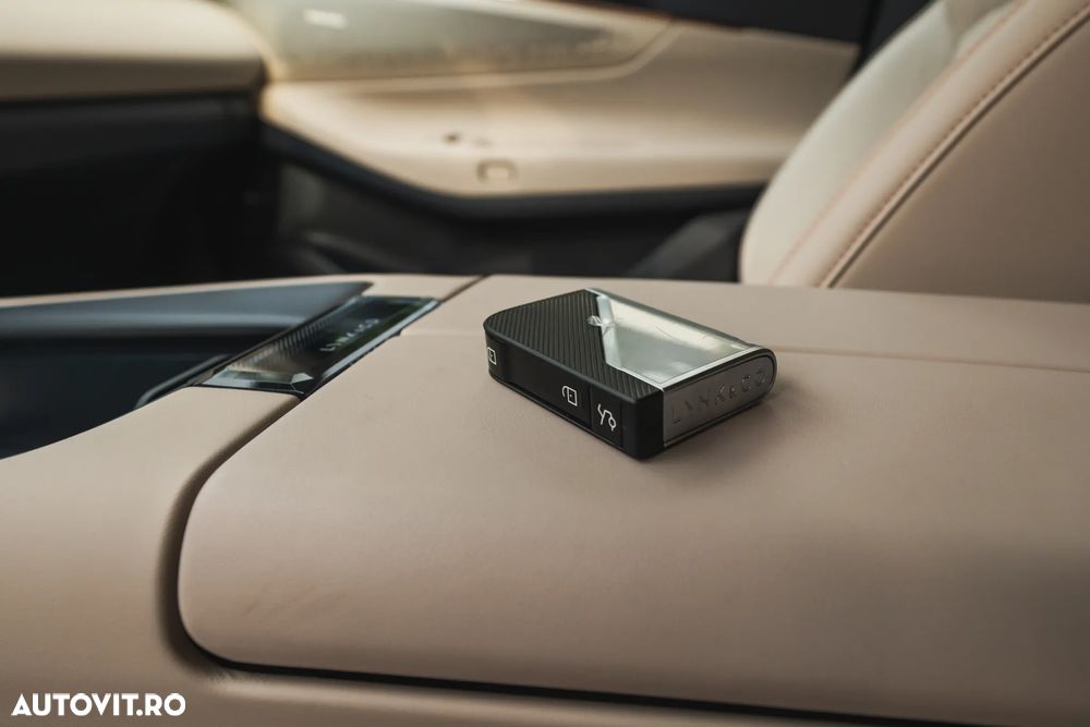 Lynk&Co 08 - 15