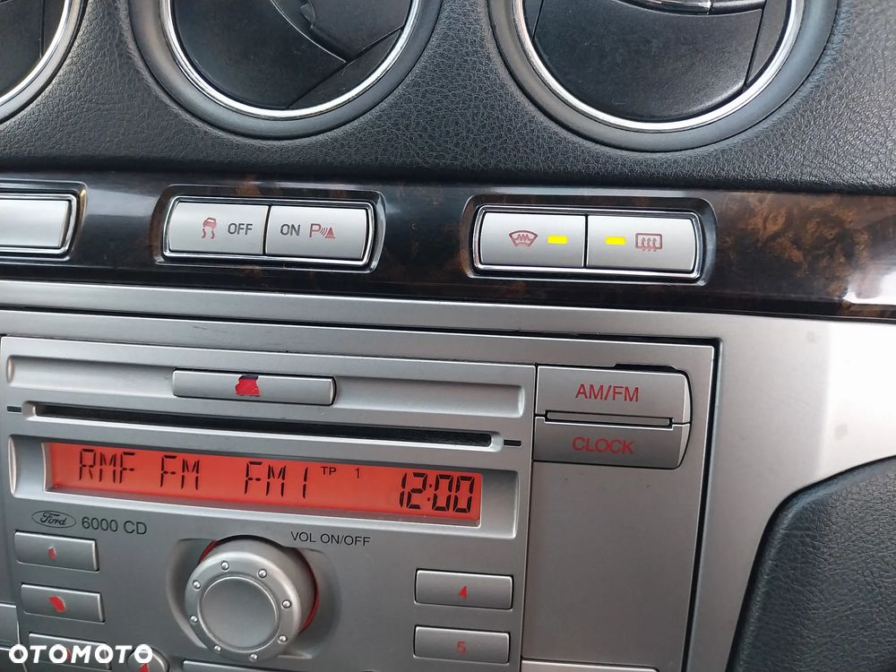 Ford Galaxy 2.0 TDCi Ghia - 16