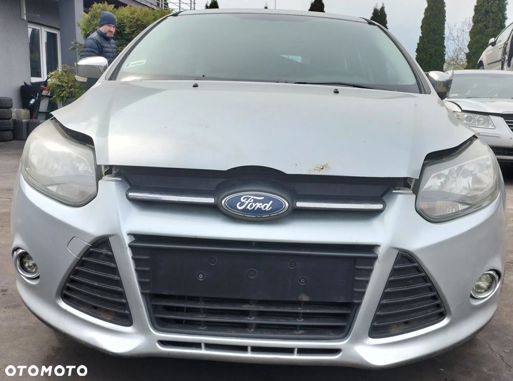 FORD FOCUS III MK3 Turnier 1.6 TDCi KOD OB KIEROWNICA SKÓRA PODUSZKA AIRBAG  DRZWI LEWE PRAWE TYŁ PRZEDNIE KLAPA BAGAŻNIKA ZDERZAK PRZÓD TYŁ BŁOTNIK SZYBA LUSTERKO LAMPA SILNIK SKRZYNIA CAŁY NA CZĘŚCI - 2