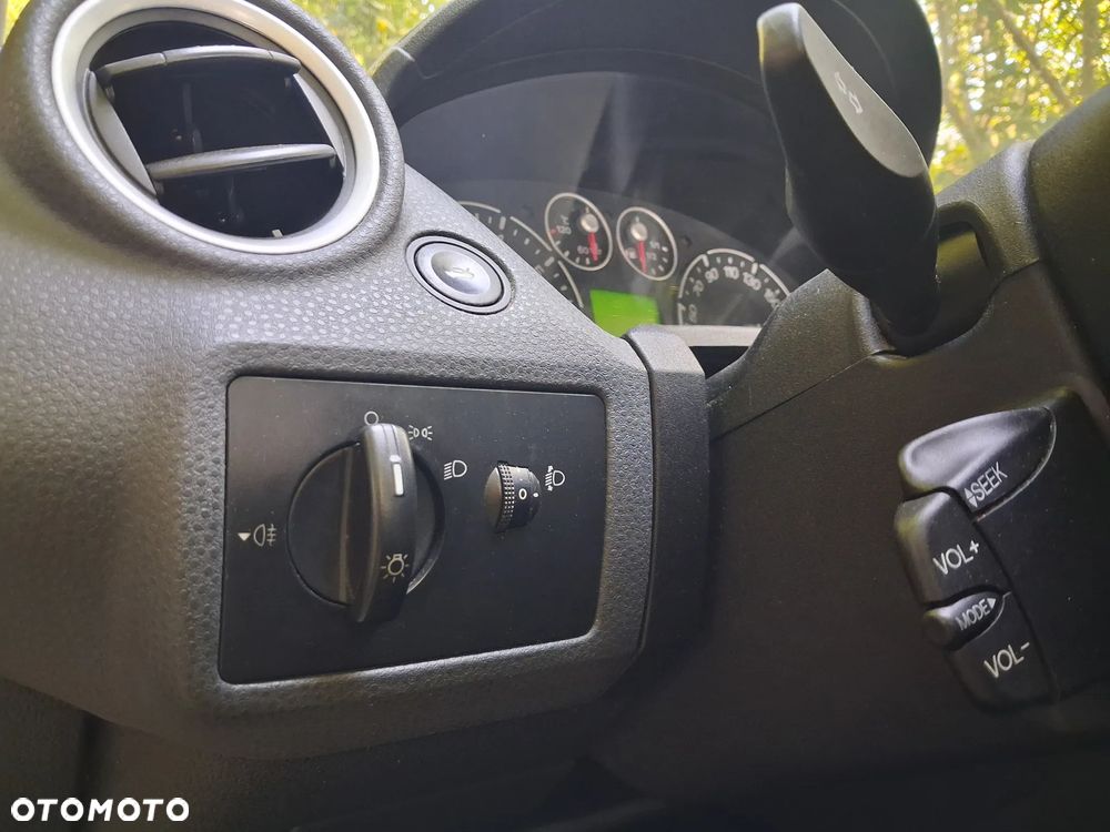 Ford Fiesta 1.3 - 21