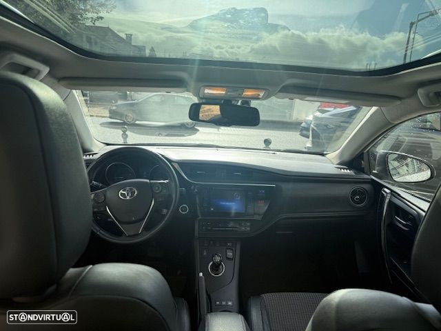 Toyota Auris Touring Sports 1.8 HSD Exclusive+TSS - 10