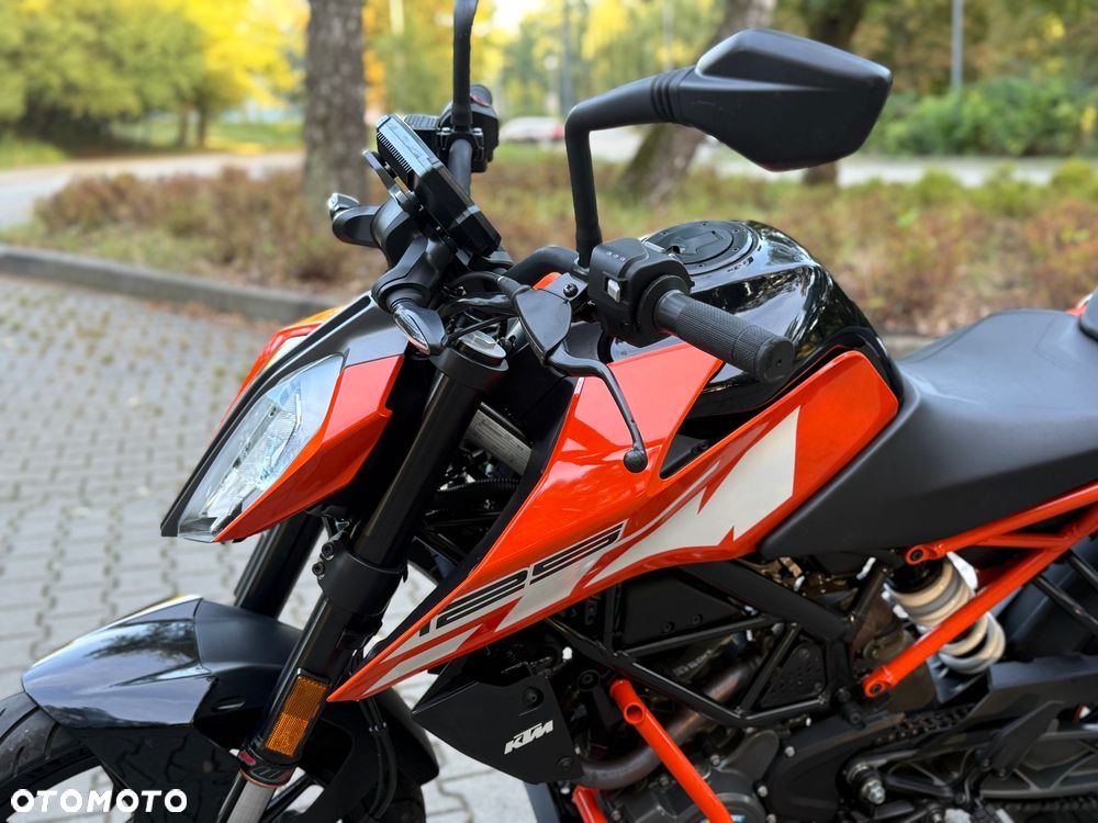 KTM Duke 125 - 14