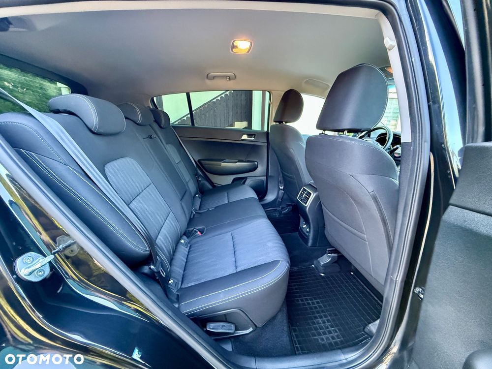 Kia Sportage 1.6 T-GDI Black Edition 4WD - 26
