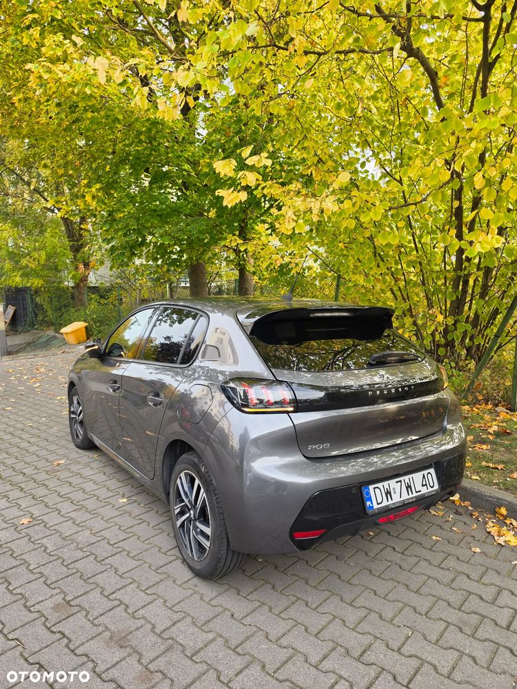 Peugeot 208 - 12