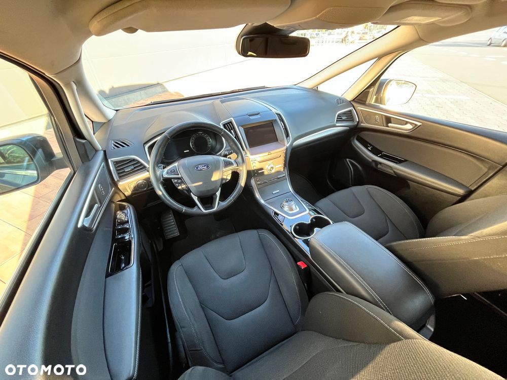 Ford S-Max 2.0 TDCi Titanium PowerShift - 9