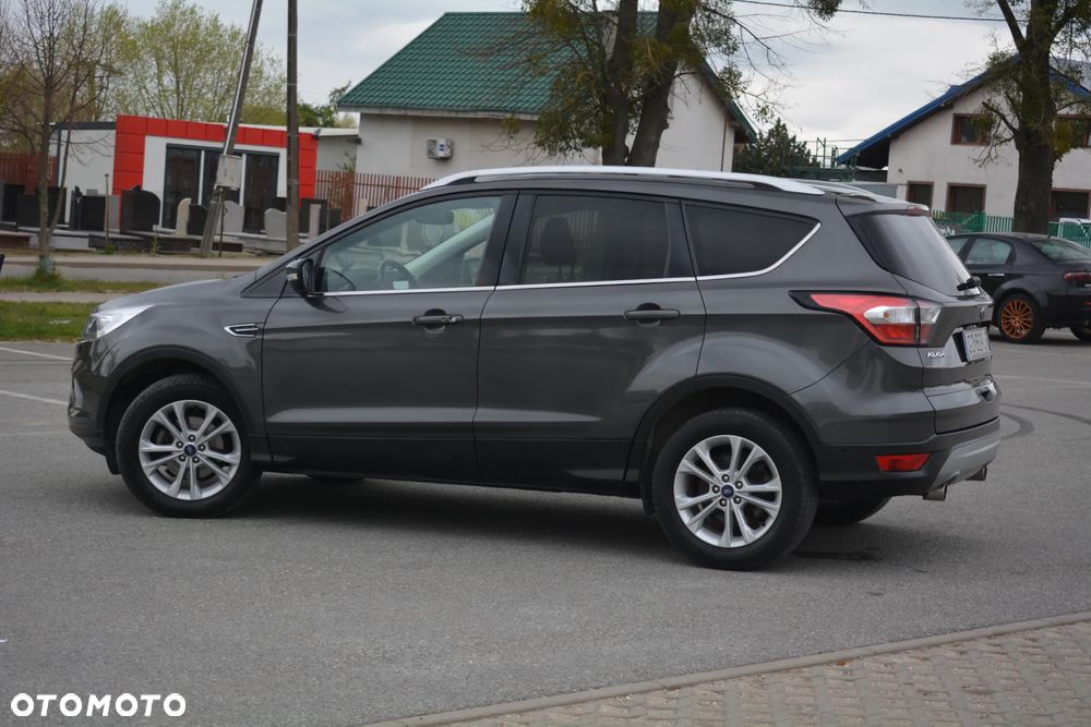 Ford Kuga - 11