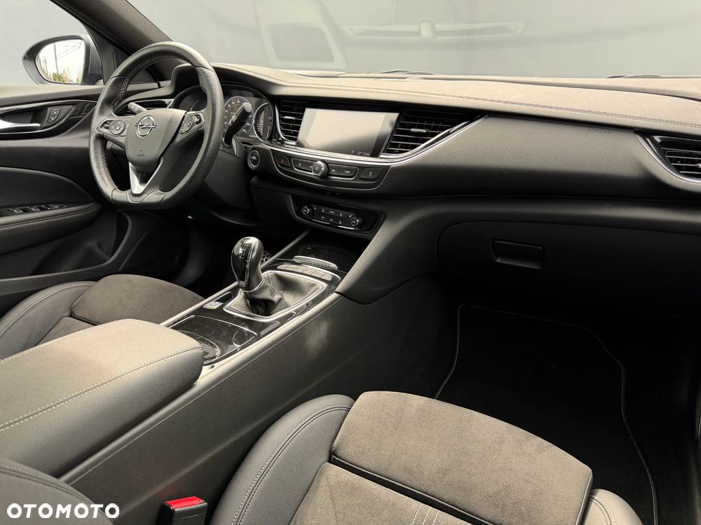 Opel Insignia 2.0 CDTI Ultimate S&S - 24