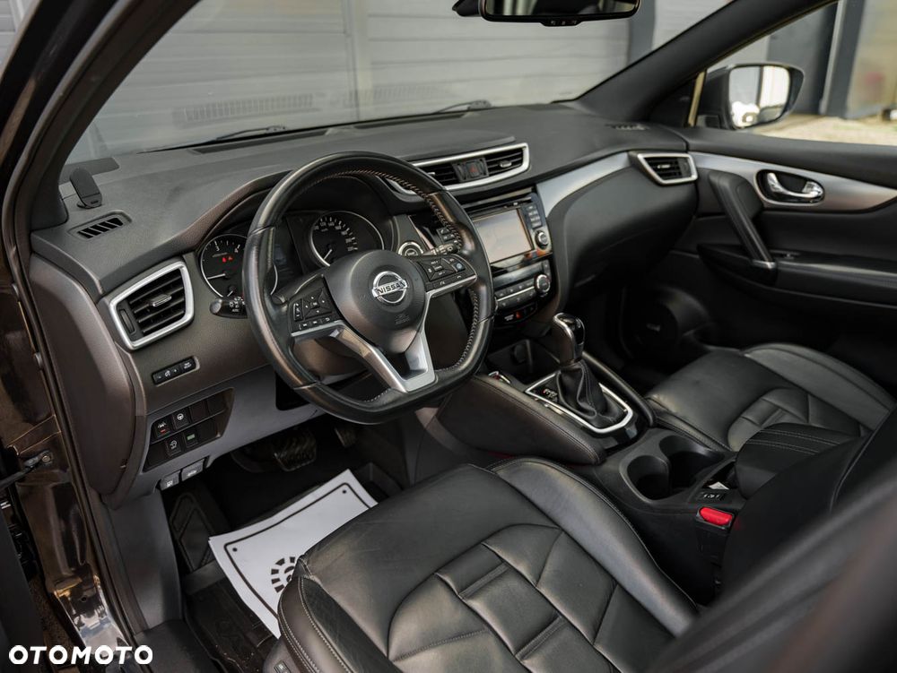 Nissan Qashqai 1.6 dCi Xtronic TEKNA+ - 15