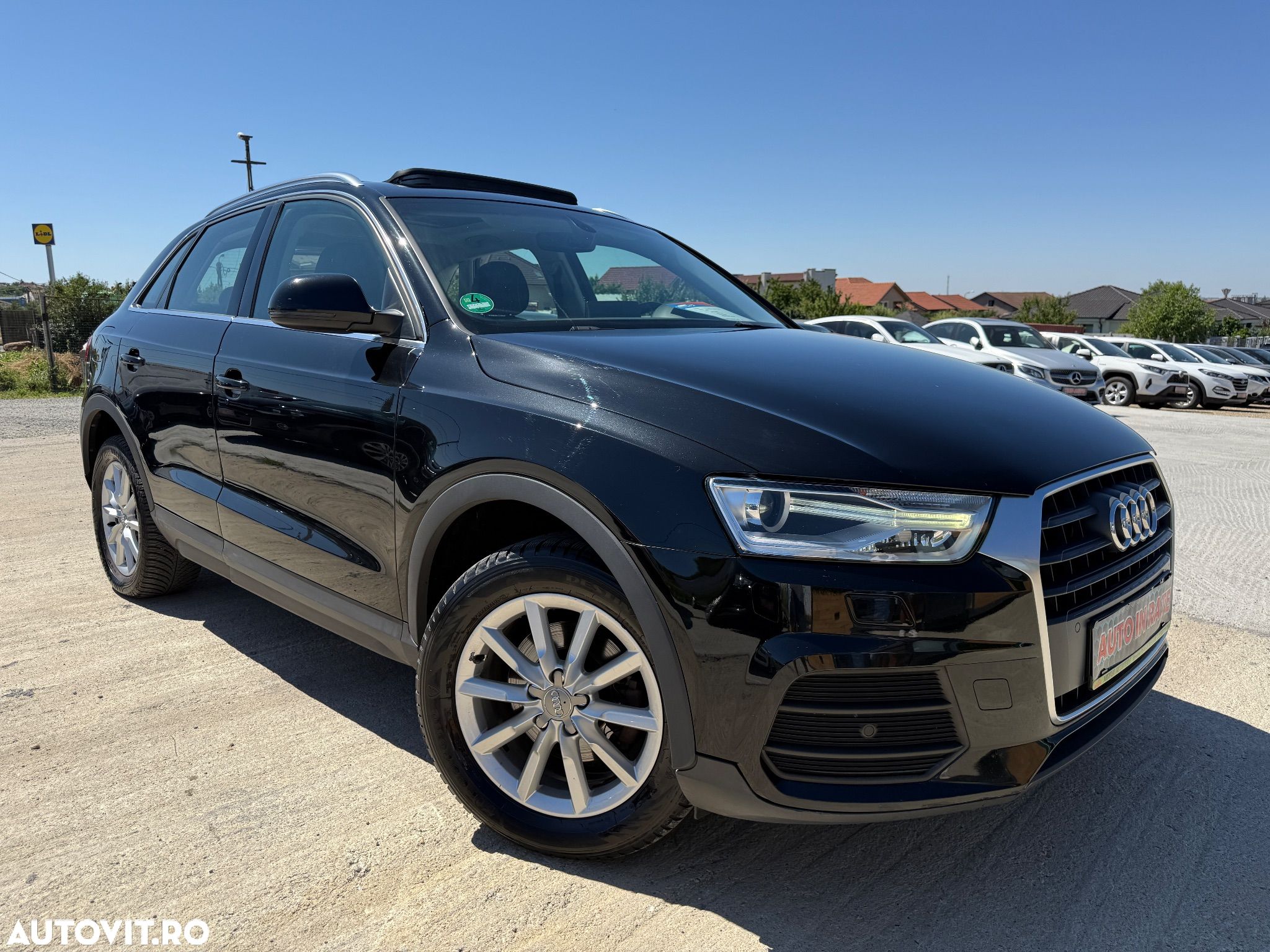 Audi Q3 2.0 TDI S tronic - 1
