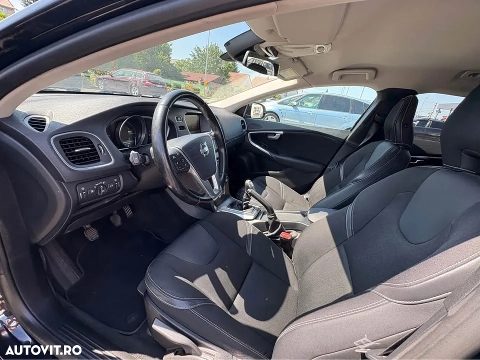 Volvo V40 D2 94g Basic - 7