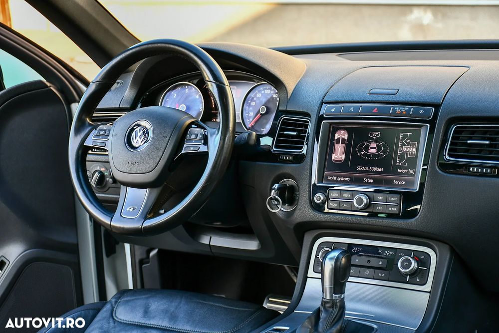 Volkswagen Touareg 3.0 V6 TDI SCR Blue Motion DPF Automatik Exclusive - 32