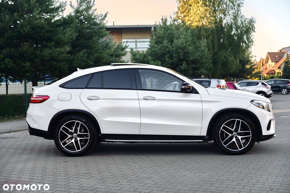 Mercedes-Benz GLE - 14