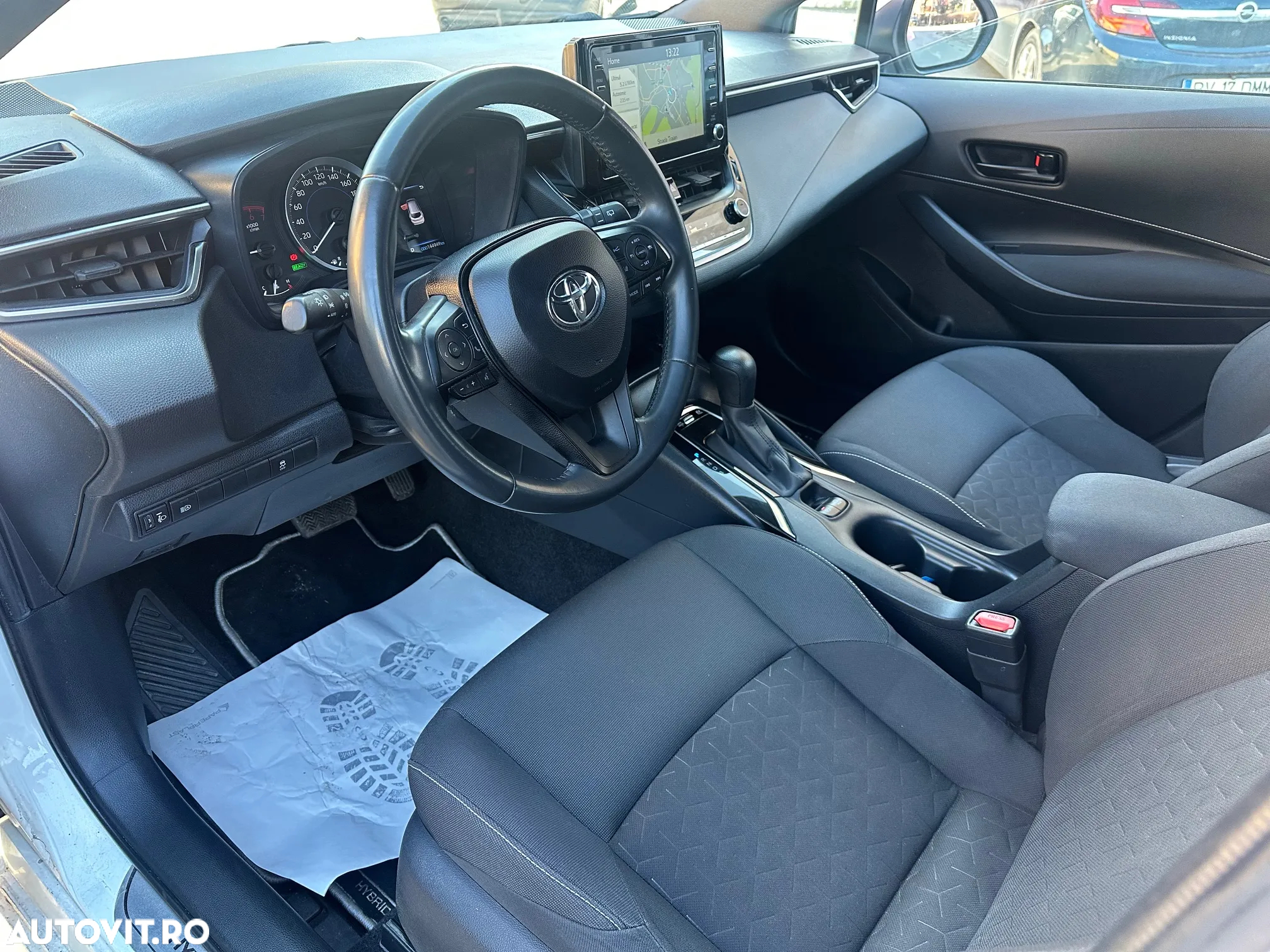 Toyota Corolla 1.8 Hybrid Business Edition - 8