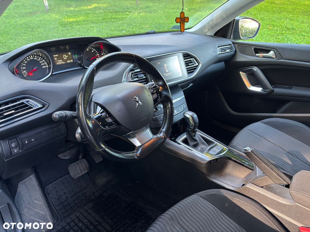Peugeot 308 1.6 BlueHDi Active S&S EAT6 - 15