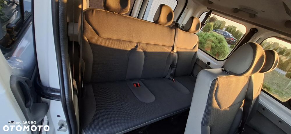 Opel Vivaro - 22