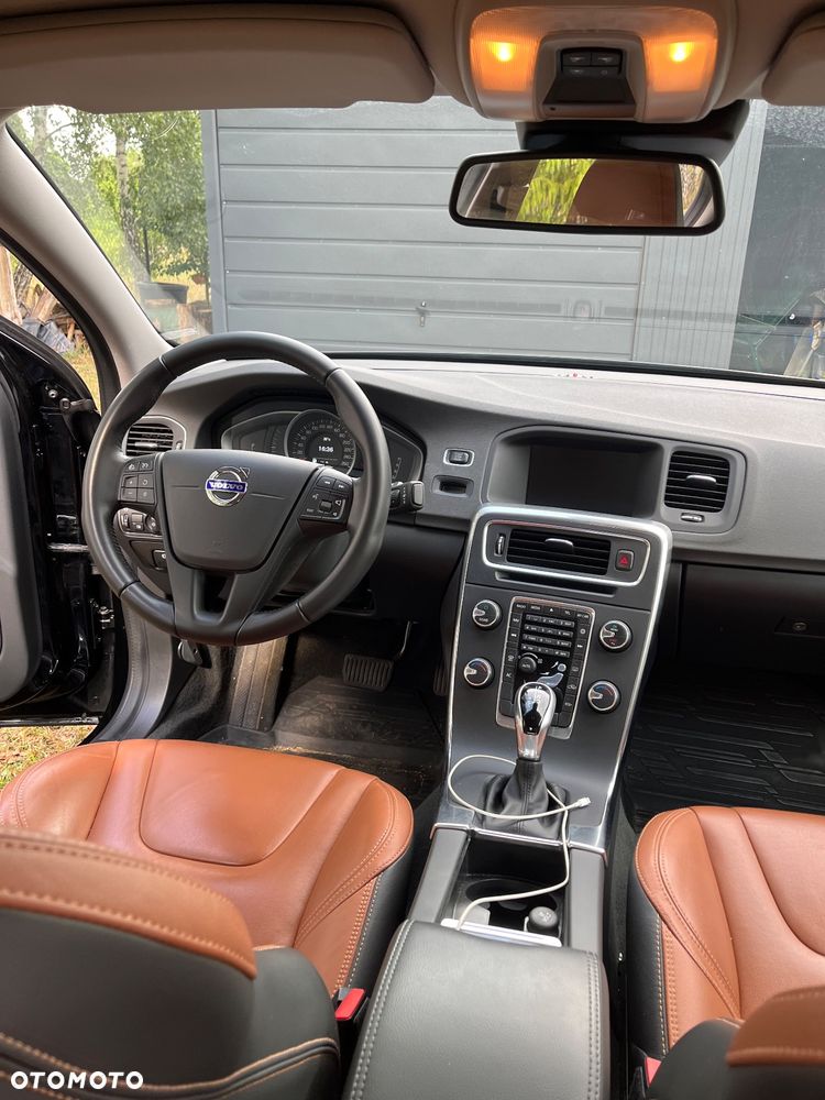 Volvo S60 T3 Drive-E Base - 4