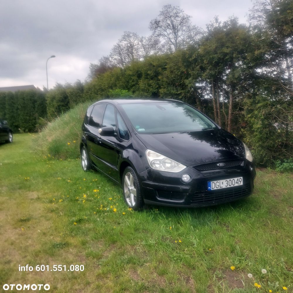 Ford S-Max - 8