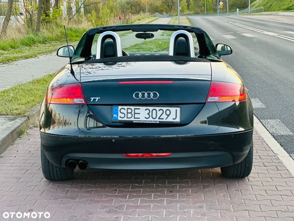 Audi TT Roadster - 4