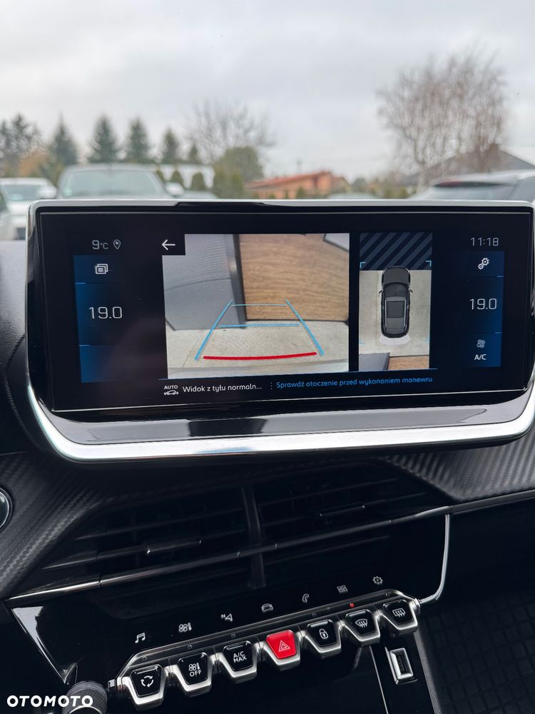 Peugeot 2008 PureTech 130 Allure Pack - 34