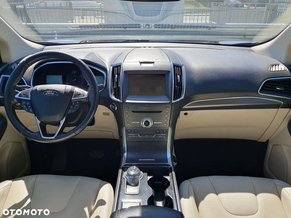 Ford Edge - 31