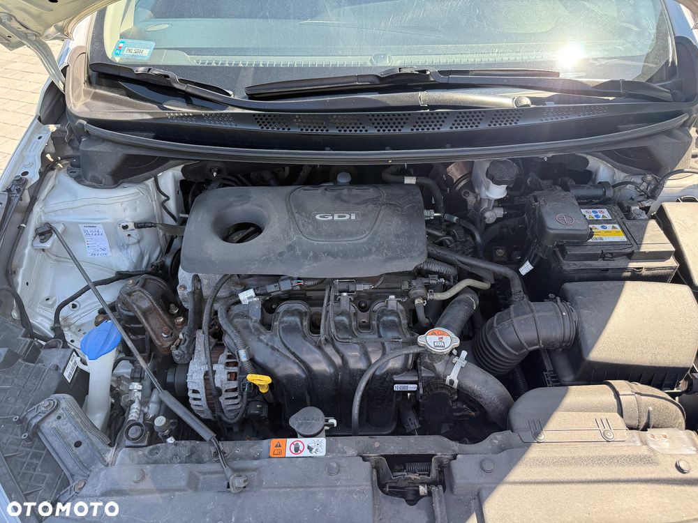 Kia Ceed - 8