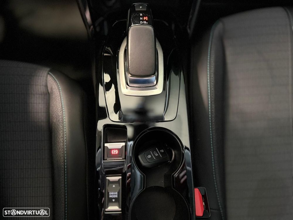 Peugeot e-208 50 kWh Allure - 31