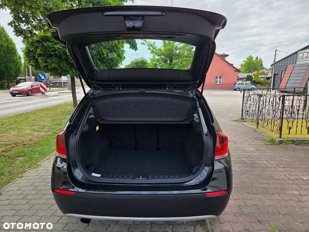 BMW X1 sDrive18i - 19