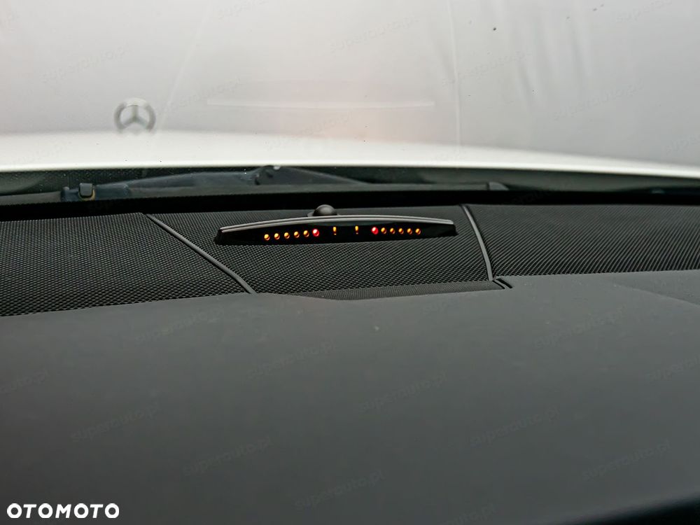 Mercedes-Benz Klasa E - 18