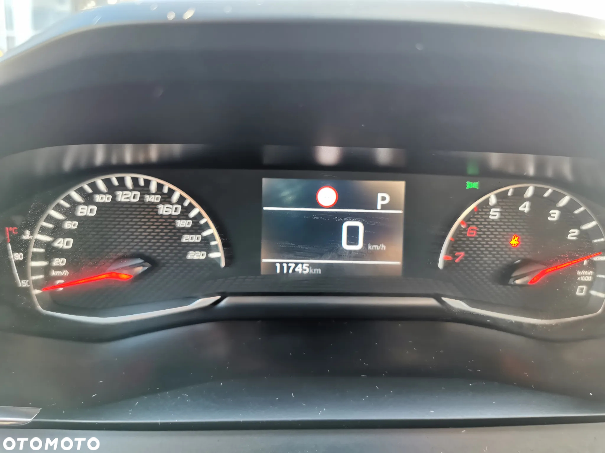 Peugeot 2008 1.2 PureTech Active Pack S&S EAT8 - 14