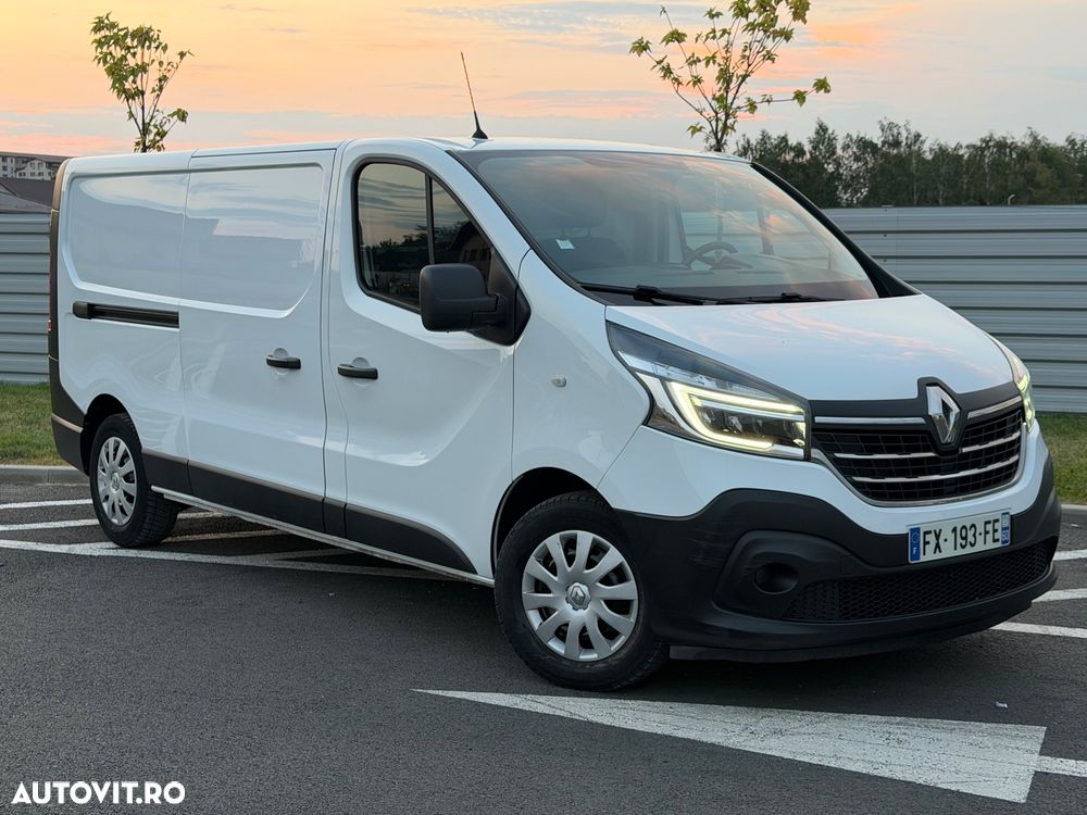 Renault Trafic - 1