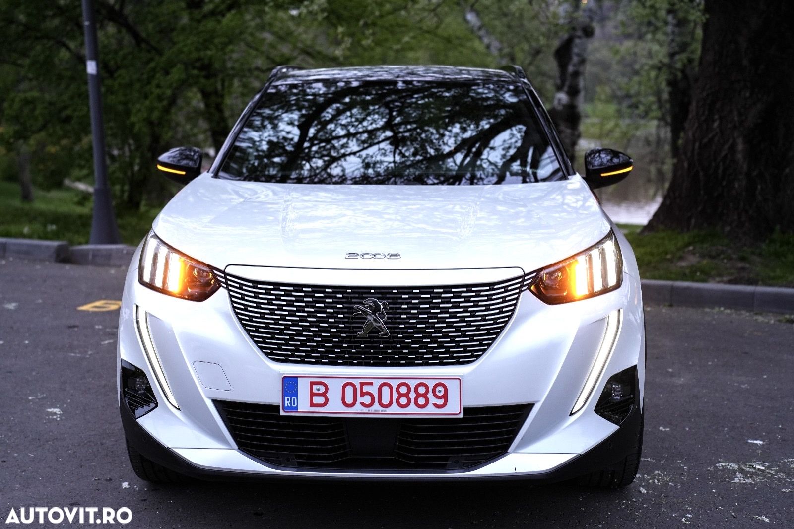Peugeot 2008 e-2008 50 kWh GT - 1