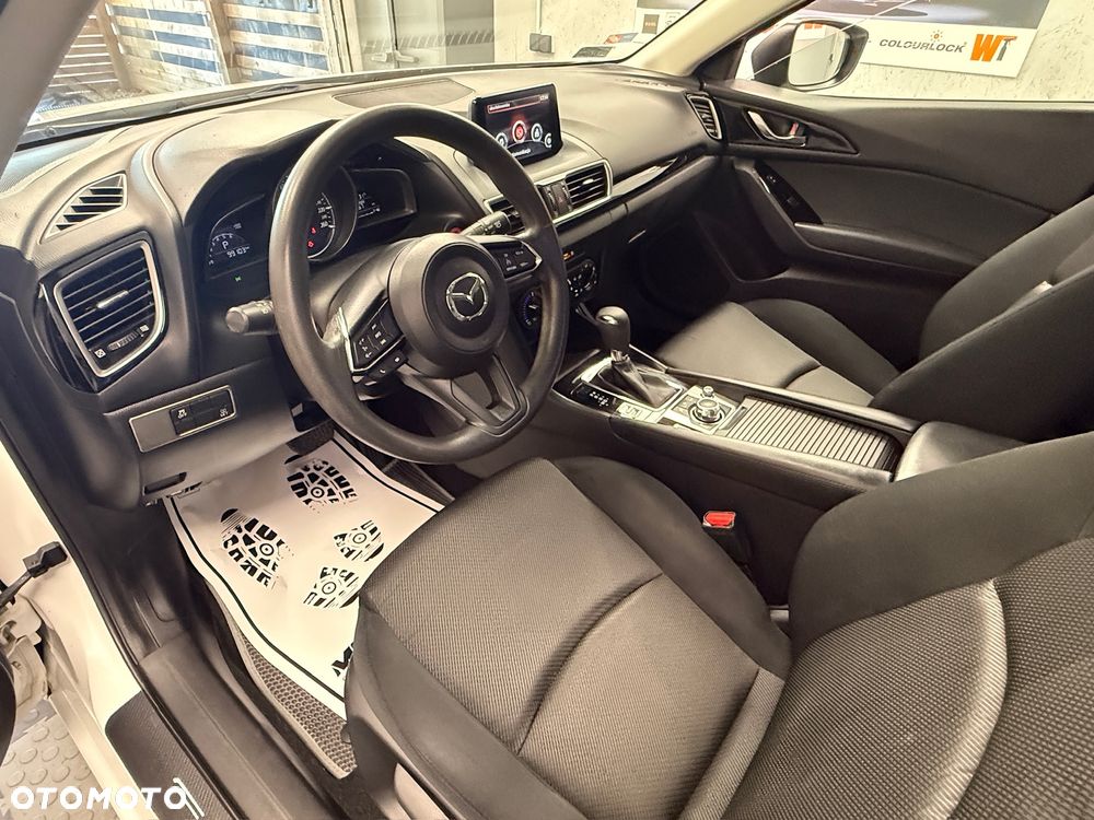 Mazda 3 - 5