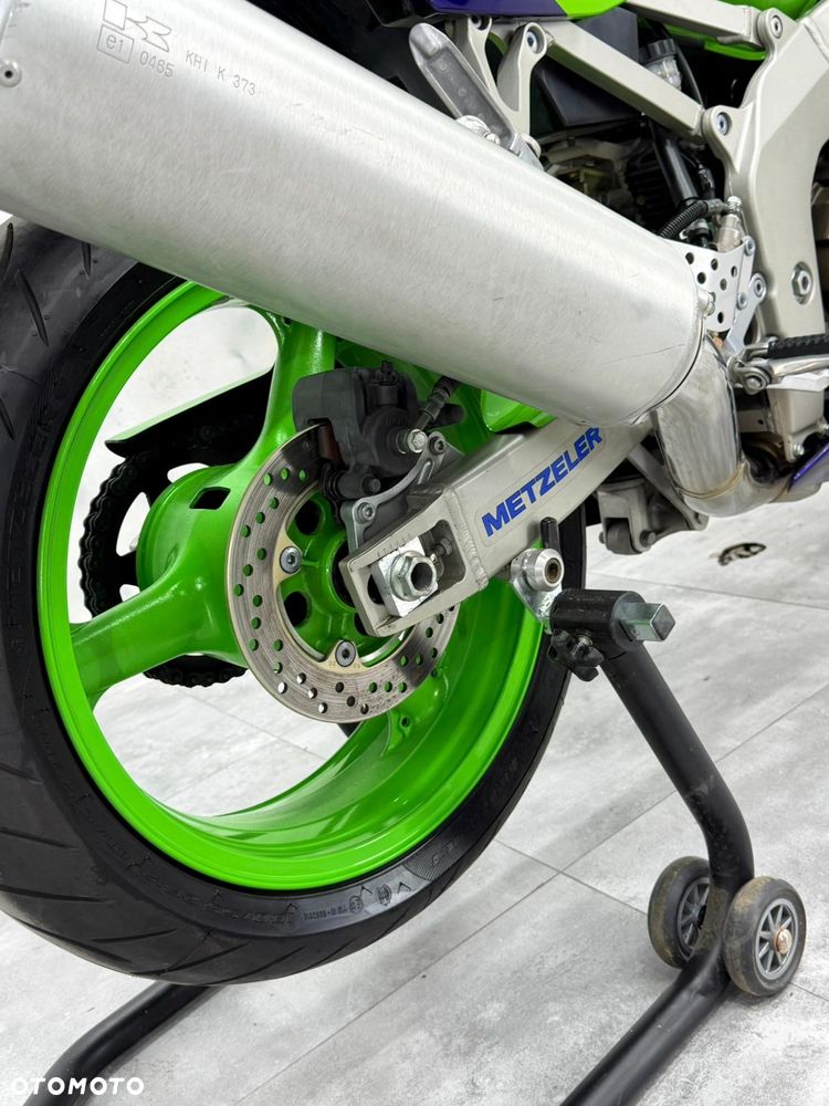 Kawasaki ZXR - 22