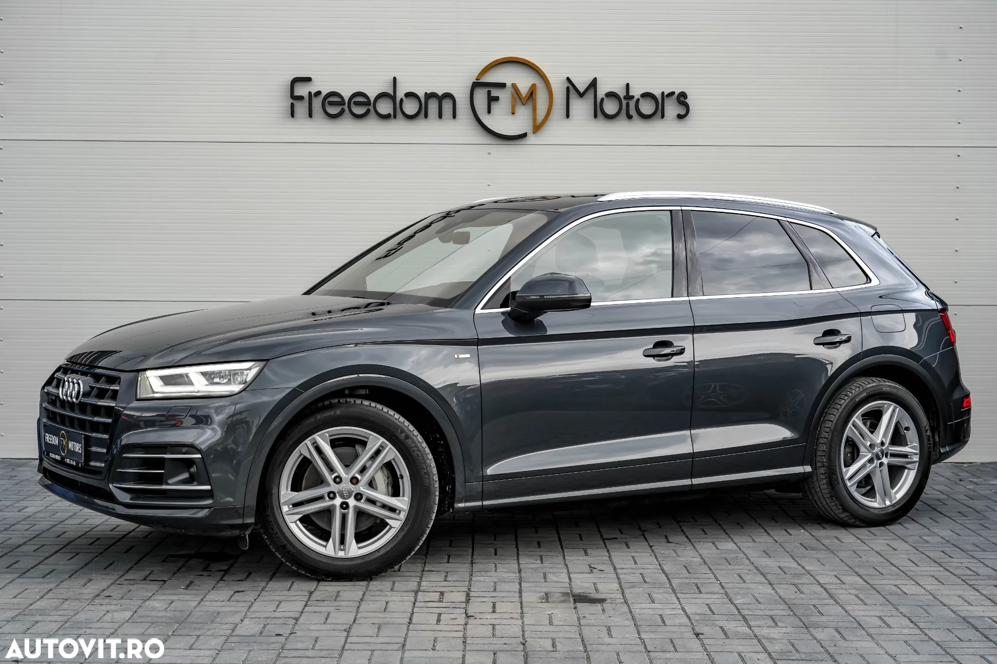 Audi Q5 55 TFSI e quattro S tronic - 7