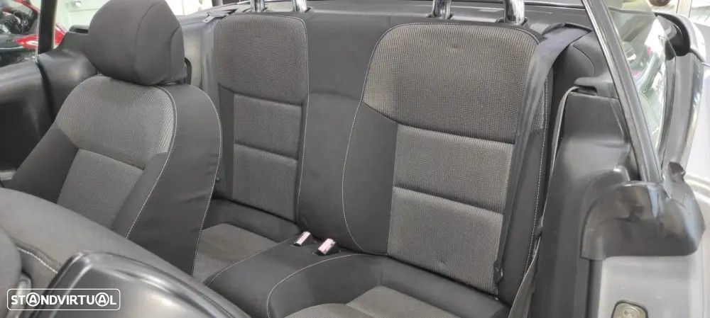 Peugeot 207 CC 1.6 16V - 7