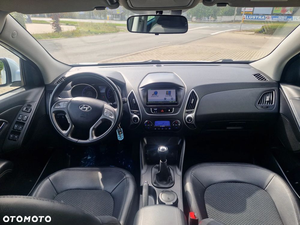 Hyundai ix35 - 13