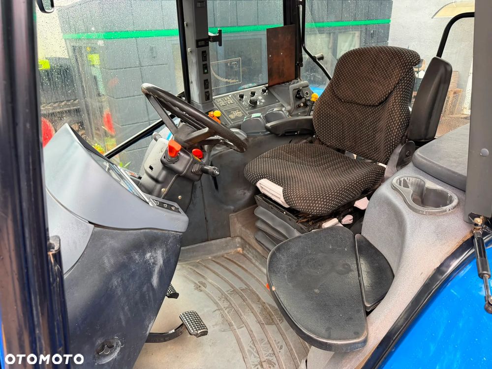 New Holland TM 190 - 18