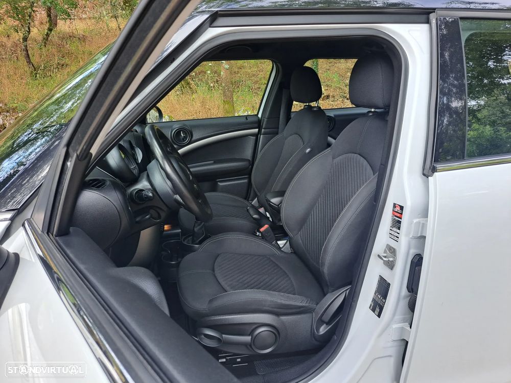 MINI Countryman Cooper D - 12