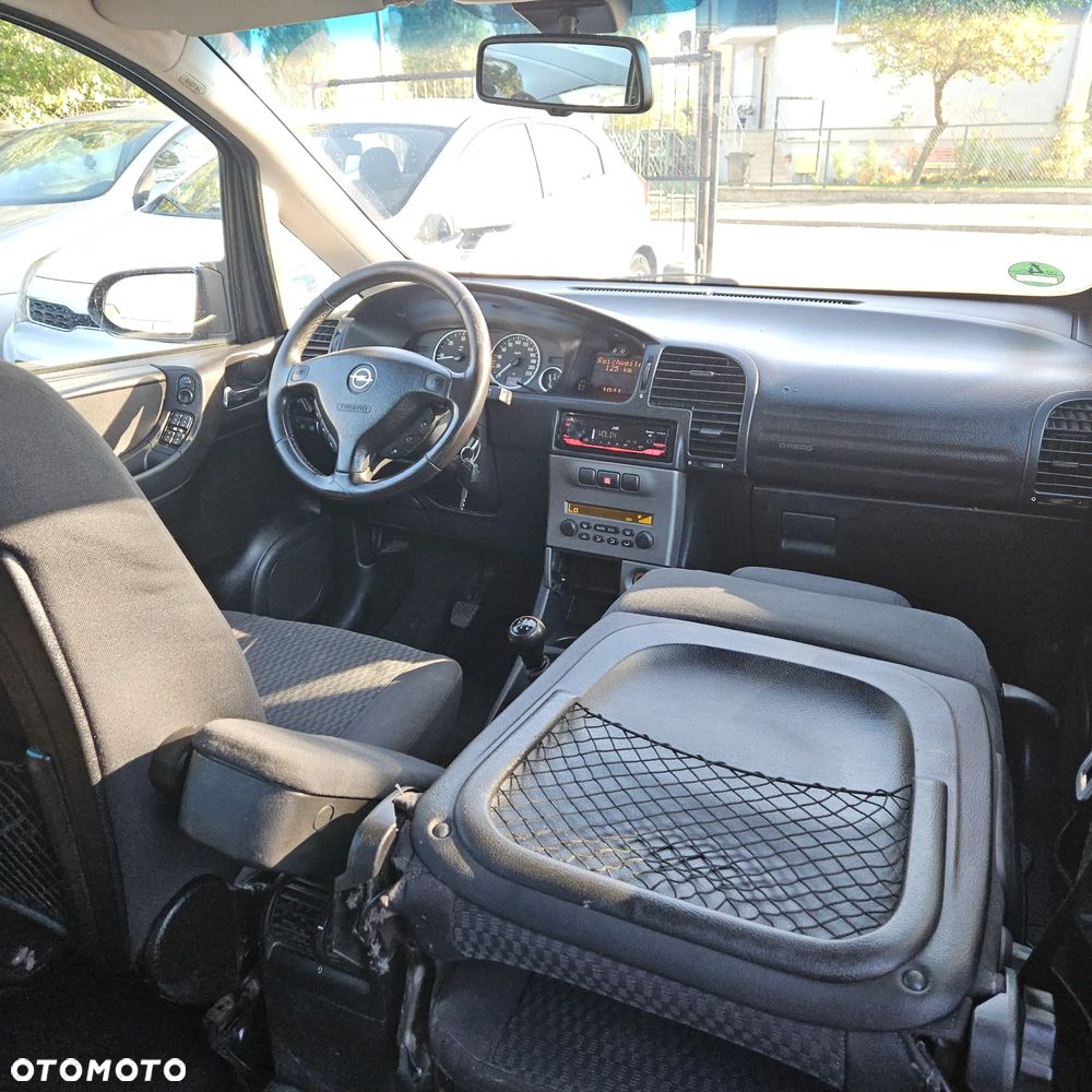 Opel Zafira 2.2 DTI Elegance - 24