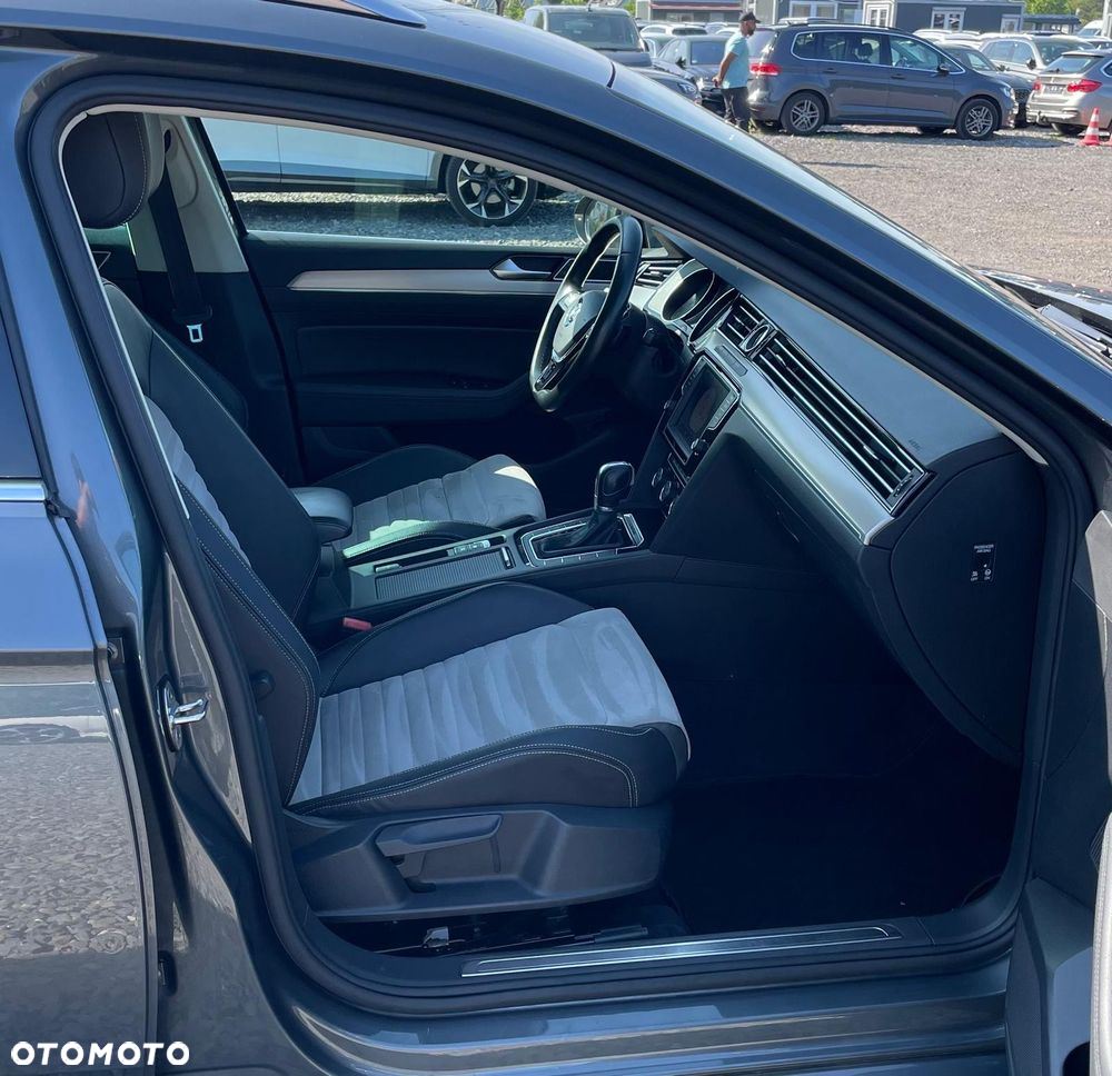 Volkswagen Passat 2.0 TDI BMT 4Mot Highline DSG - 20