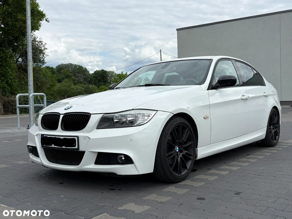 BMW Seria 3 320i Edition Sport - 2