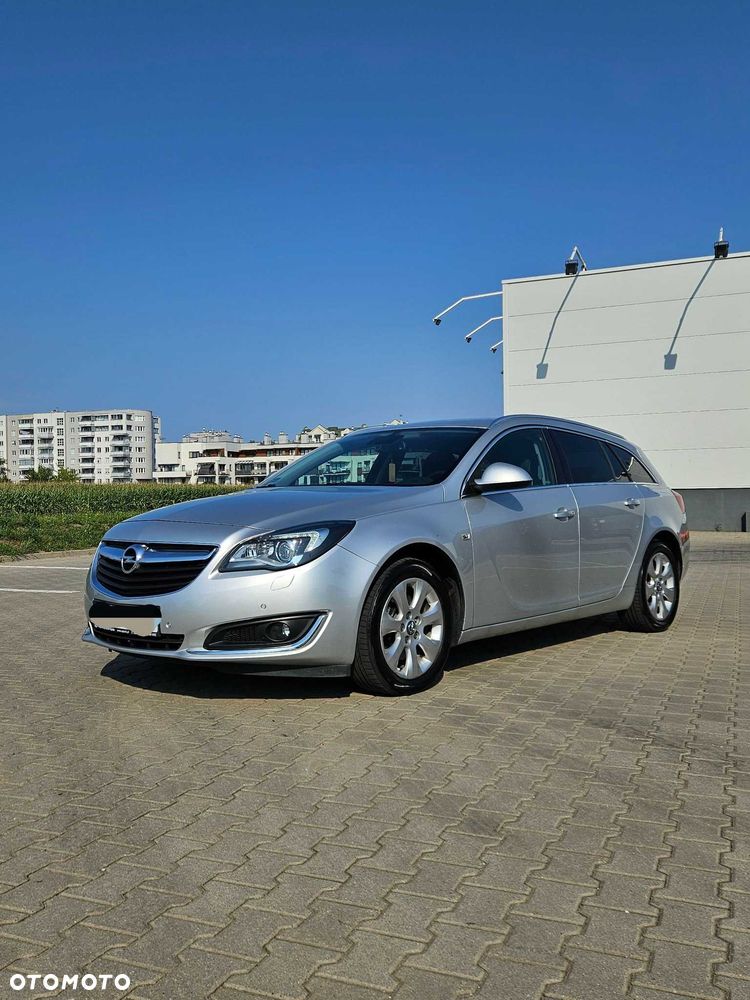 Opel Insignia - 1