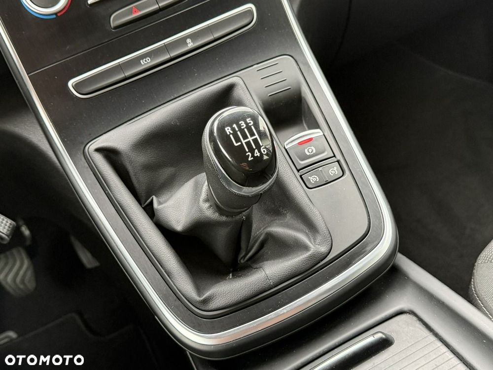 Renault Scenic - 26