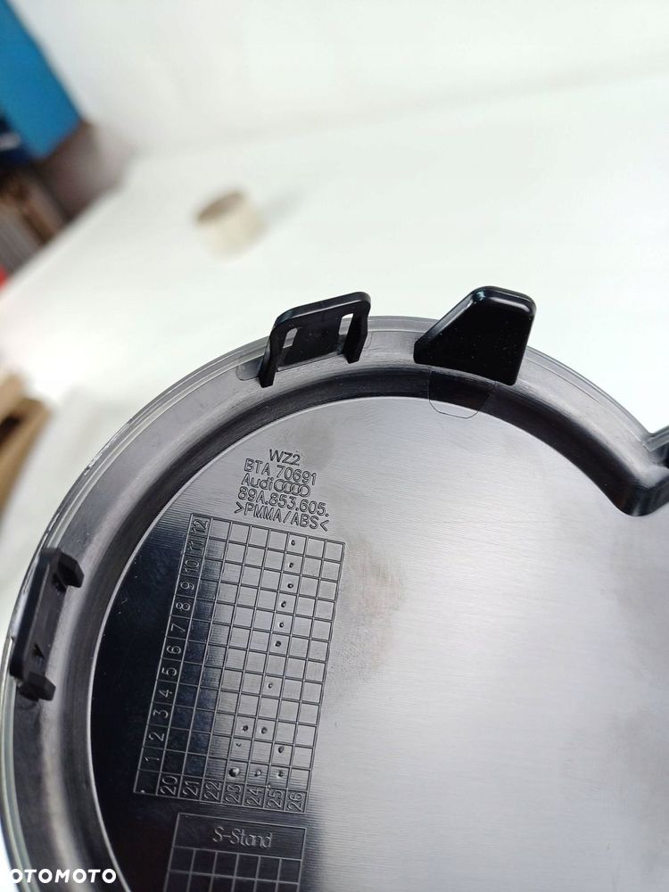 emblemat przód znaczek przedni logo audi q4 e-tron 89a853605 - 7