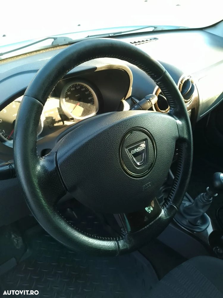 Dacia Duster 1.5 dCi 4x4 Laureate - 34