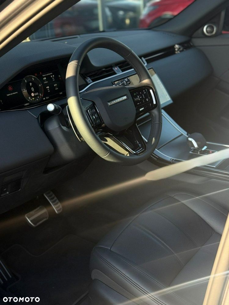 Land Rover Range Rover Evoque - 11