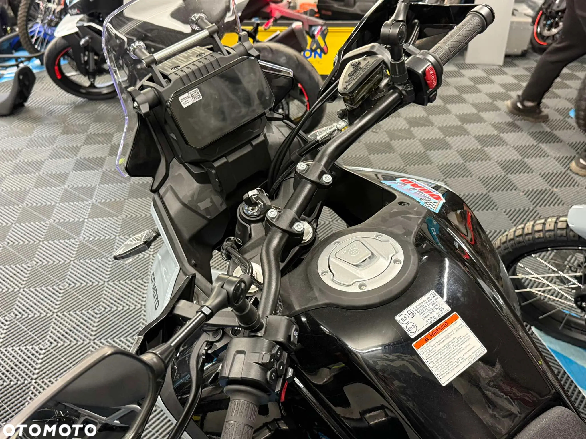 CFMoto MT