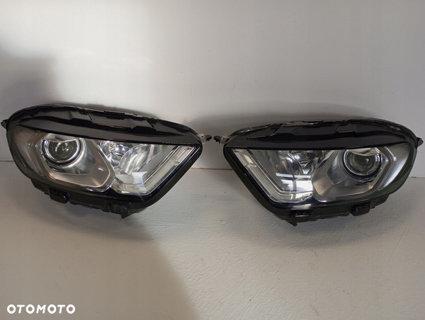 Lampa przednia FORD ECOSPORT II LIFT GN15-13W030-JE GN15-13W029-JE