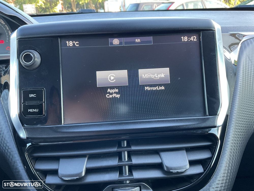 Peugeot 208 1.2 PureTech Style - 29